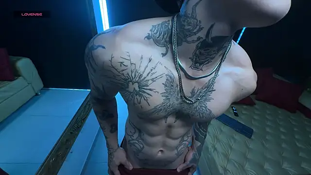 dantecoppolaa  online show from 10-28-25, 09:25