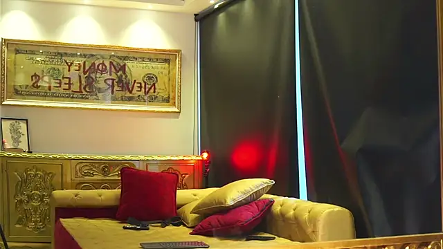 dantecoppolaa  online show from 12-03-25, 10:31