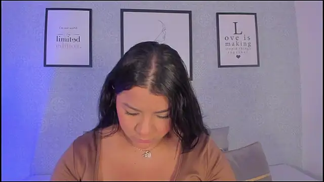 Natasha harper online show from 07-18-26, 12:25