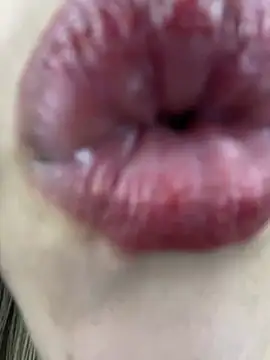 IamCloe online show from 02-09-25, 01:55