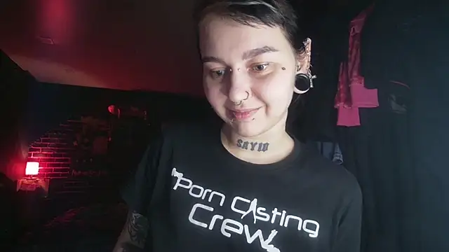 Snapshot of MoorderxDoll chatting on 03-16-25, 09:26 MoorderxDoll online show from 03-16-25, 09:26