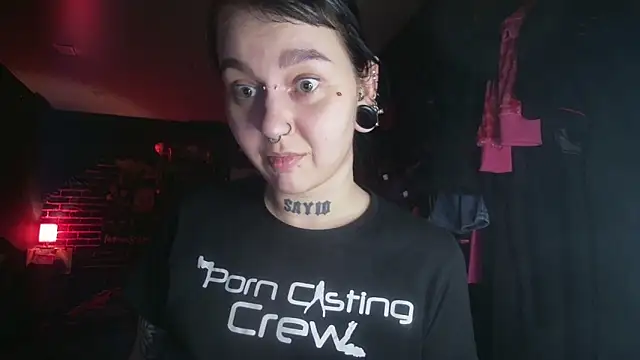 Snapshot of MoorderxDoll chatting on 03-16-25, 03:17 MoorderxDoll online show from 03-16-25, 03:17