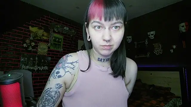 MoorderxDoll online show from 03-16-26, 07:38