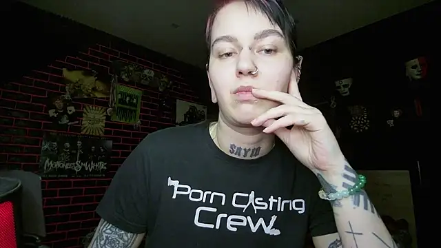 MoorderxDoll online show from 03-20-26, 10:11