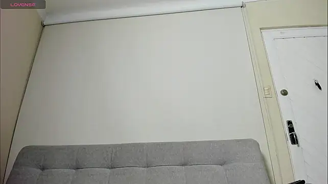 AliciaMiilf online show from 05-05-26, 10:57