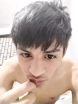 Snapshot of cachondo777t chatting on 12-15-25, 08:53 cachondo777t online show from 12-15-25, 08:53