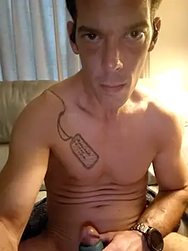 John19893 online show from 04-04-26, 11:22