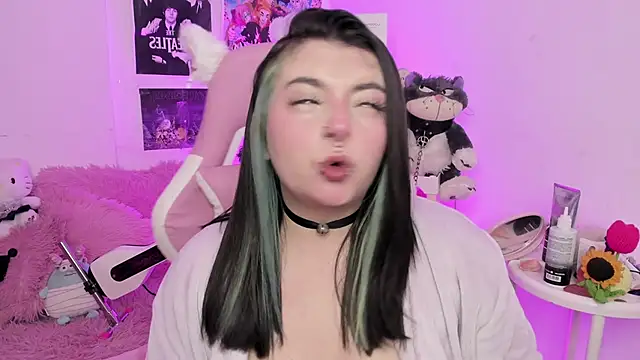 Sachi Meow online show from 12-17-25, 05:40