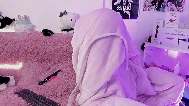 Sachi Meow online show from 11-07-25, 11:15