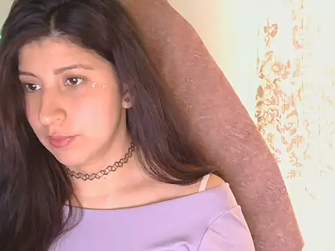 Snapshot of has_Zky chatting on 12-15-25, 08:58 has Zky online show from 12-15-25, 08:58