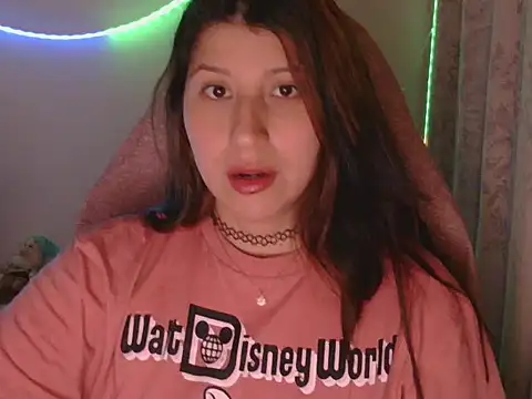 Snapshot of has_Zky chatting on 12-22-25, 03:39 has Zky online show from 12-22-25, 03:39