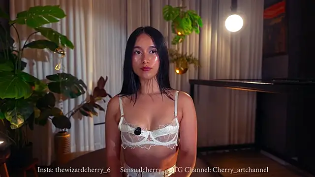 Miss beee online show from 01-11-26, 11:33