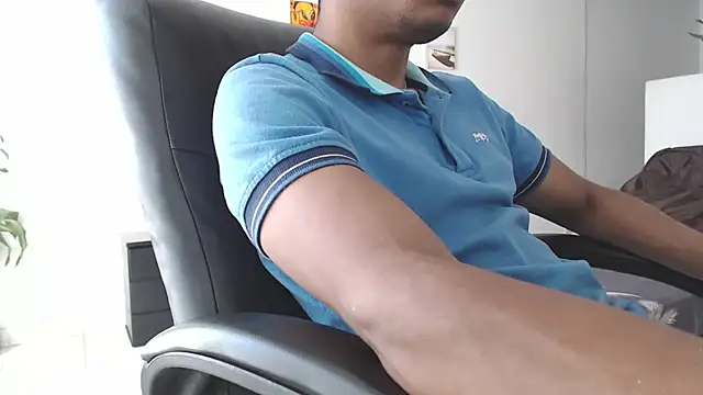 Aaronblack1  online show from 02-20-26, 02:19