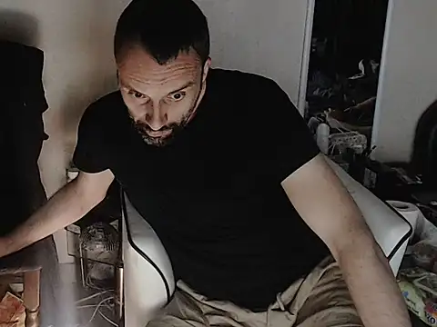 Snapshot of Terizizz chatting on 05-25-26, 02:22 Terizizz online show from 05-25-26, 02:22