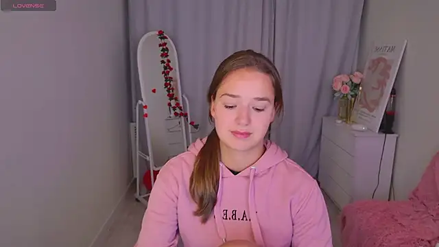 LovelyJessie online show from 02-28-26, 01:44