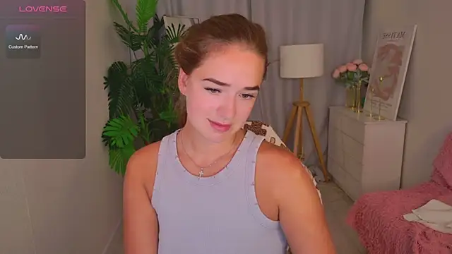 LovelyJessie online show from 06-07-26, 02:22