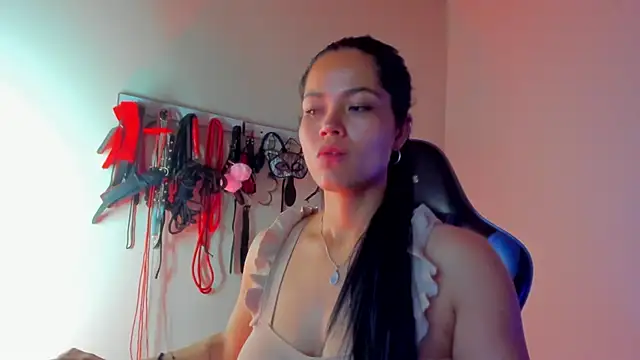 scarlet-kennedy98 online show from 04-08-26, 07:48