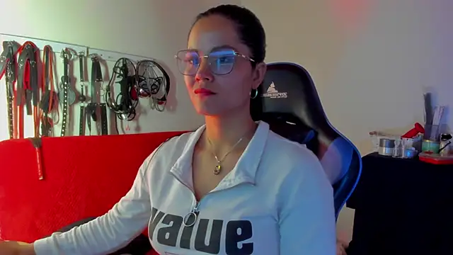 scarlet-kennedy98 online show from 02-04-26, 08:48