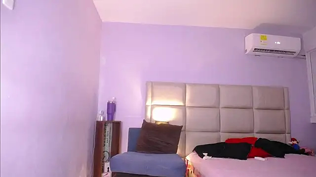Snapshot of lia_valentina chatting on 01-16-25, 01:37 lia valentina online show from 01-16-25, 01:37