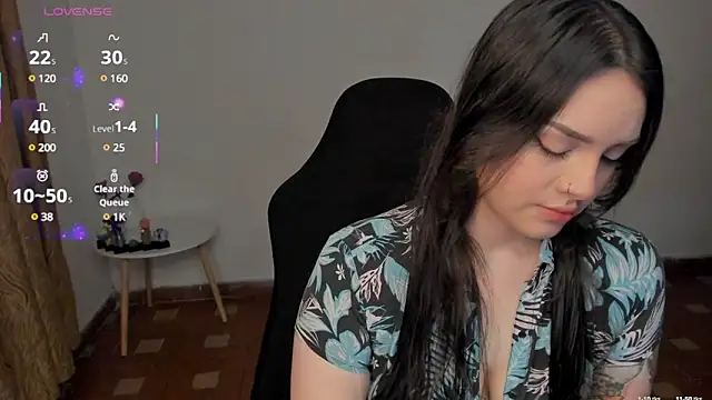 Snapshot of anaveleeez chatting on 02-06-25, 03:37 anaveleeez online show from 02-06-25, 03:37