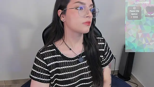anaveleeez online show from 06-25-26, 11:43