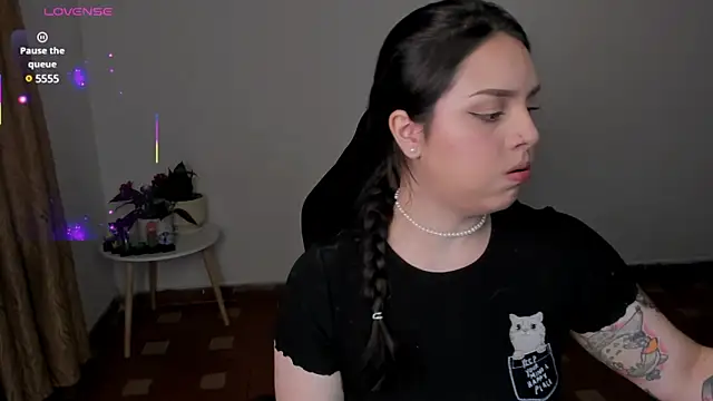 Snapshot of anaveleeez chatting on 02-22-25, 05:55 anaveleeez online show from 02-22-25, 05:55