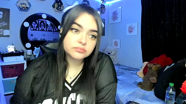 Luise Meyrink online show from 10-25-25, 02:55