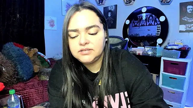 Luise Meyrink online show from 01-14-26, 02:48