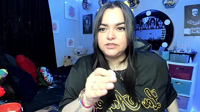 Luise Meyrink online show from 12-20-25, 02:47