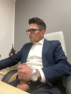 masterboss  online show from 12-19-24, 01:07