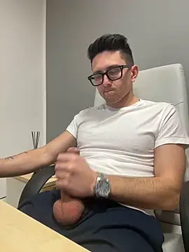 masterboss  online show from 02-15-25, 01:05