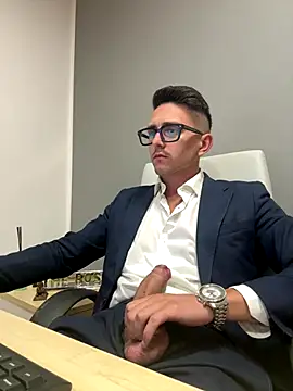 masterboss  online show from 10-27-25, 01:12