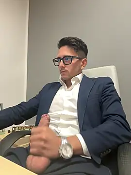 masterboss  online show from 10-24-25, 12:26