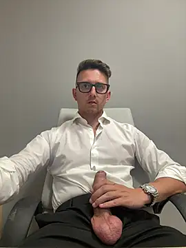 Snapshot of masterboss_ chatting on 07-20-26, 11:56 masterboss online show from 07-20-26, 11:56