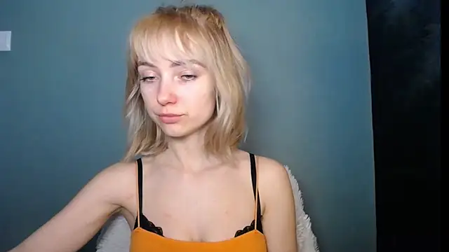 LuciaYoung online show from 03-07-26, 01:27