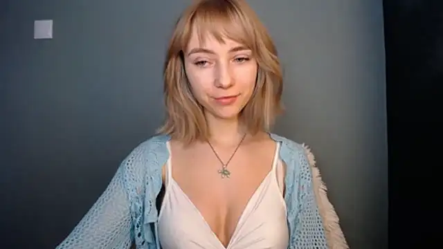 LuciaYoung online show from 02-17-26, 07:38