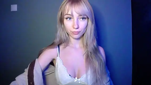 LuciaYoung online show from 02-05-26, 07:10