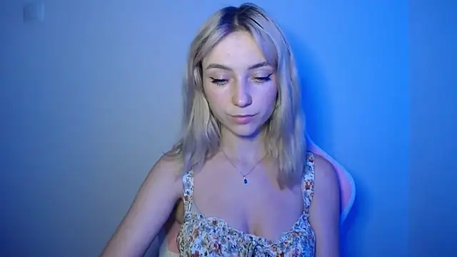 LuciaYoung online show from 07-16-26, 06:16