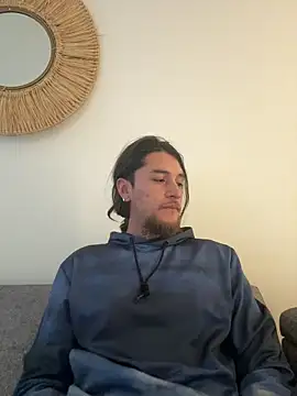 Snapshot of raymon616 chatting on 02-21-26, 01:35 raymon616 online show from 02-21-26, 01:35