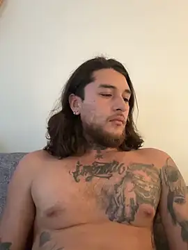 Snapshot of raymon616 chatting on 02-12-26, 07:13 raymon616 online show from 02-12-26, 07:13