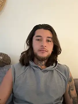 Snapshot of raymon616 chatting on 02-10-26, 01:54 raymon616 online show from 02-10-26, 01:54