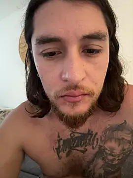 Snapshot of raymon616 chatting on 02-23-26, 03:45 raymon616 online show from 02-23-26, 03:45