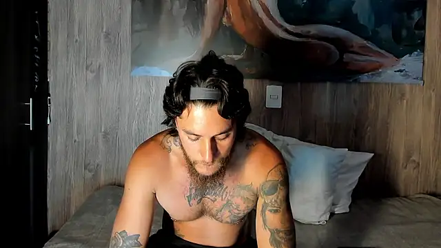 Snapshot of raymon616 chatting on 12-02-24, 04:59 raymon616 online show from 12-02-24, 04:59