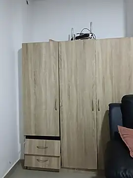 Snapshot of Issa_Km_ chatting on 05-28-26, 12:51 Issa Km online show from 05-28-26, 12:51