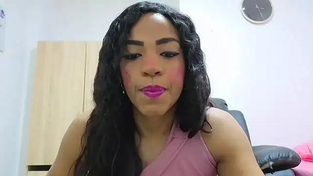 Issa Km  online show from 03-12-26, 12:05