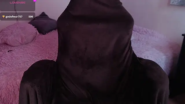 Snapshot of MissDennise chatting on 02-26-26, 03:45 MissDennise online show from 02-26-26, 03:45