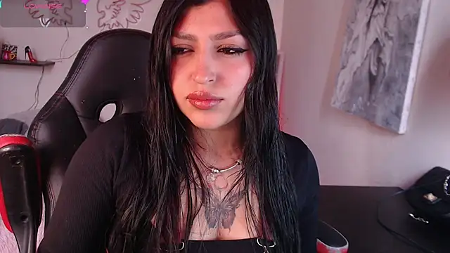 MissDennise online show from 10-11-25, 04:52