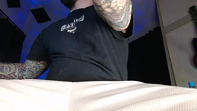 zedizded77 online show from 12-31-24, 04:06