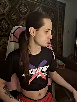 Nikki Sandy online show from 01-30-25, 05:09