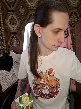 Nikki Sandy online show from 02-24-25, 05:11